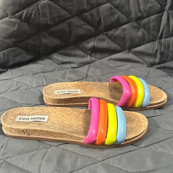 Steve Madden Colorful Slide Sandals - Picture 3 of 4